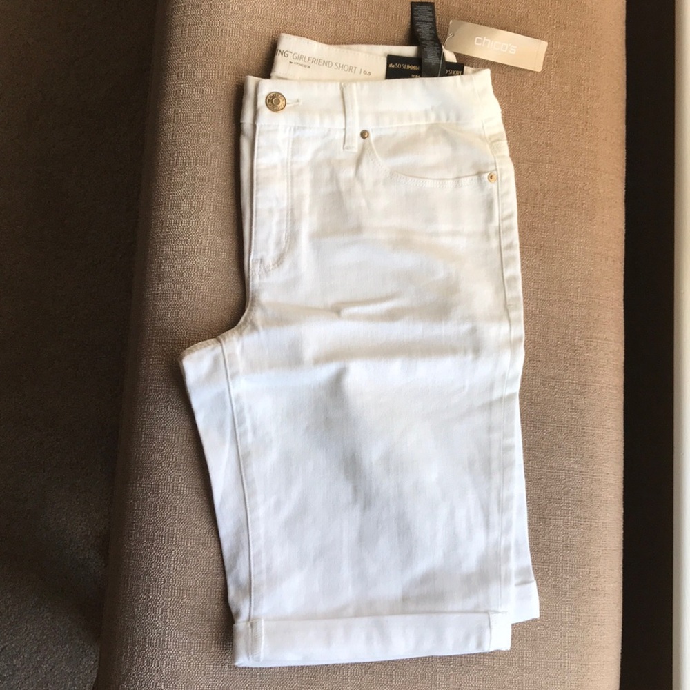 chicos white Bermuda shorts